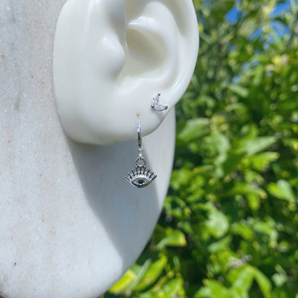 Silver eye earrings