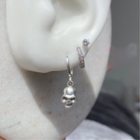 Skull earrings
